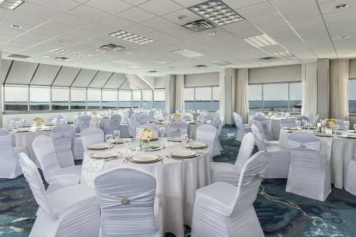 Holiday Inn Kingston Waterfront by IHG