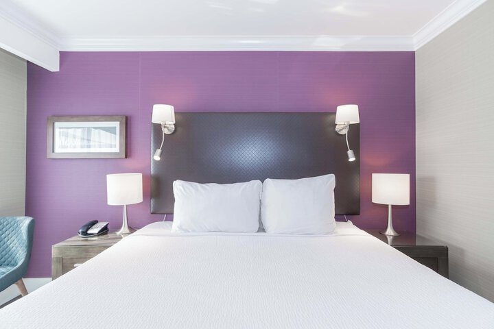 Sandman Signature Kamloops Hotel