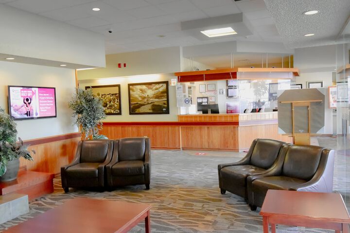 Hotel Interior 10 of 71