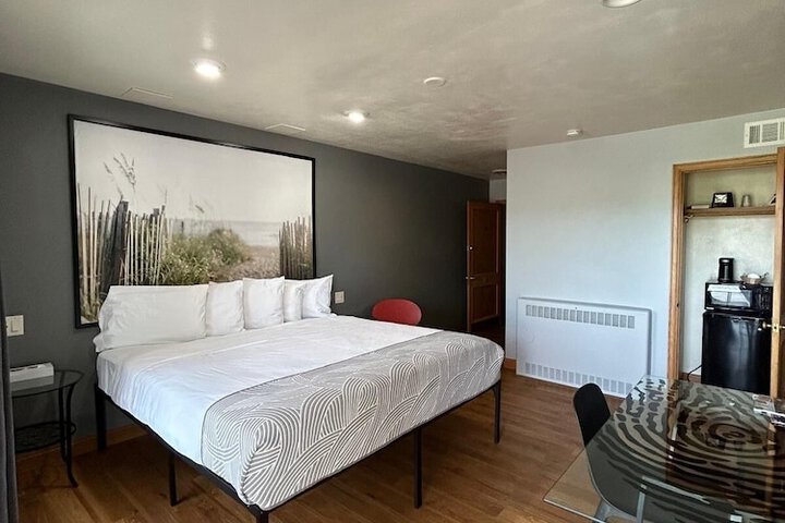 Room 21 of 24