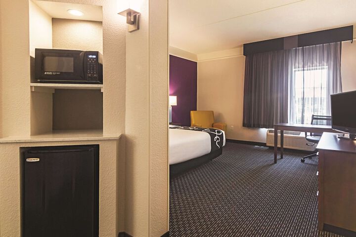 Room 34 of 52