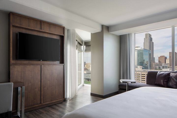Room 29 of 102