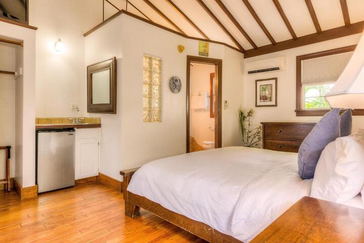 Key West Harbor Inn - Adults Only