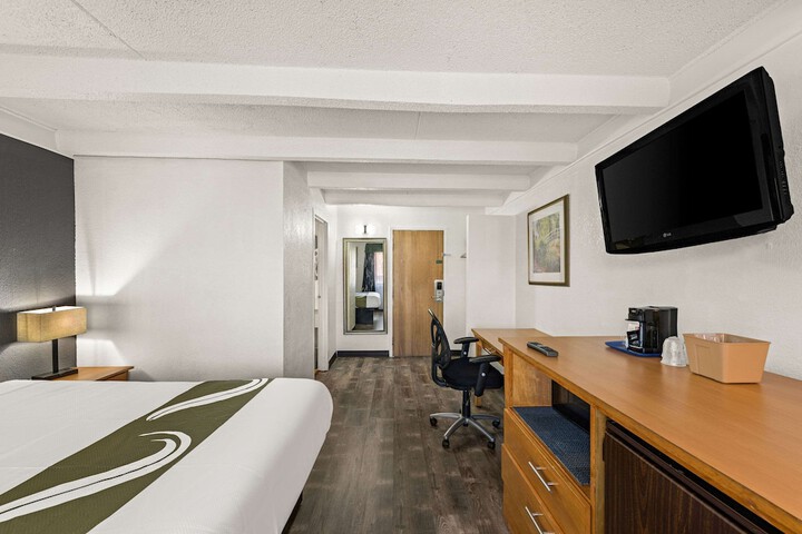 Room 48 of 75