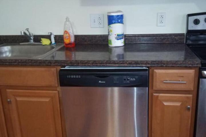 1 bedroom with free parking