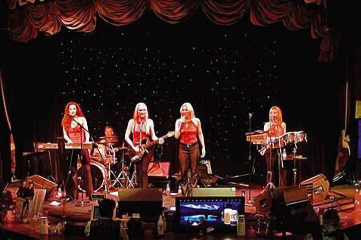 Entertainment 14 of 23