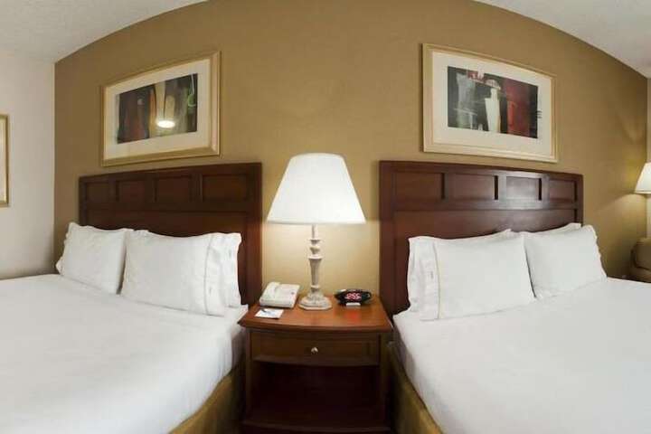 Room 16 of 30