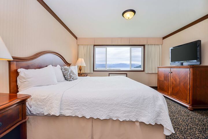 Best Western Edgewater Resort