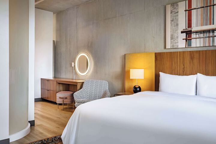 The Loom Hotel Tapestry Collection by Hilton