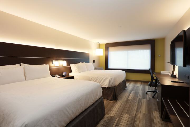 Room 22 of 37