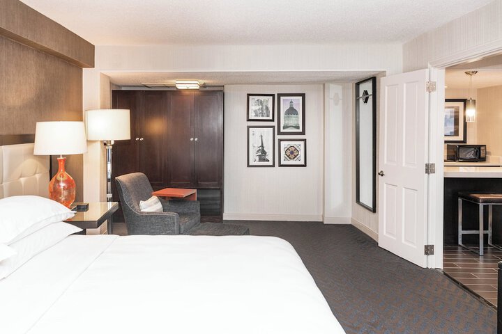 Room 36 of 110