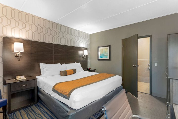 Room 20 of 44