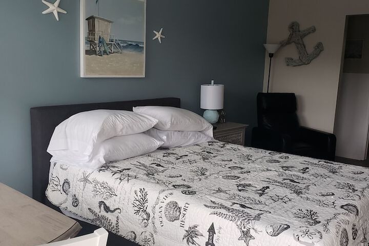 Room 53 of 72