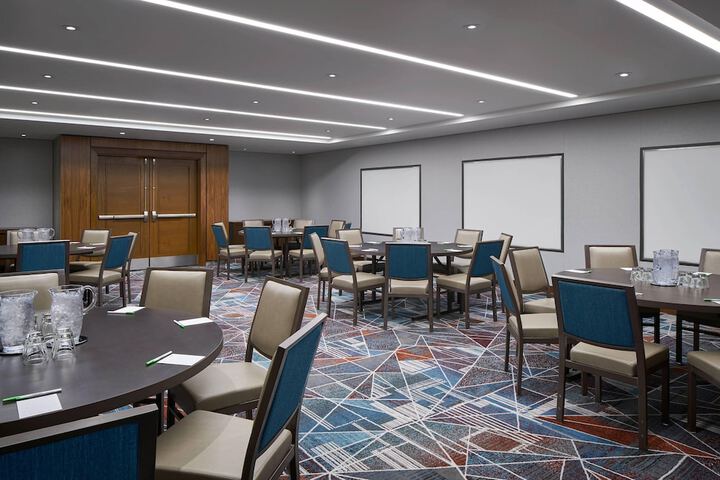 Courtyard by Marriott Washington Downtown / Convention Center