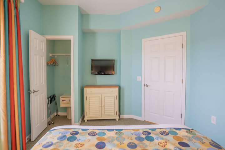 Barefoot Suites