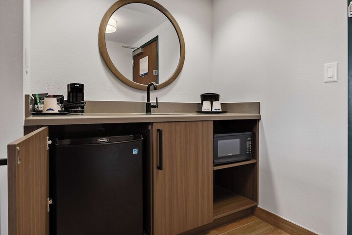 Hampton Inn & Suites Lake George