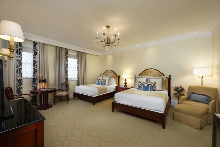 Room 10 of 44