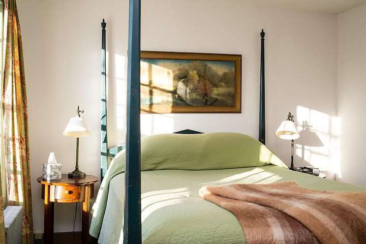 Room 48 of 67