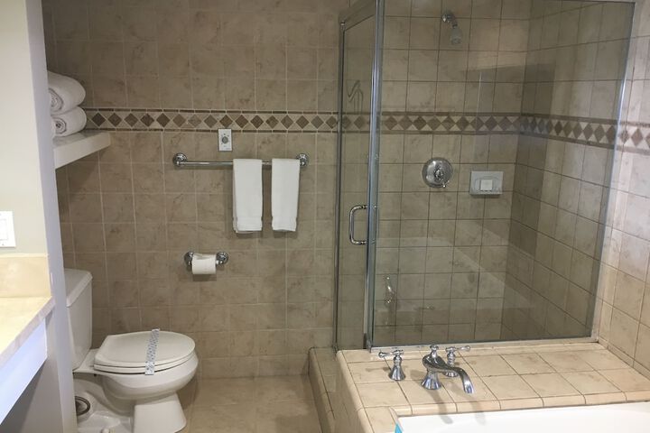 Room 16 of 37