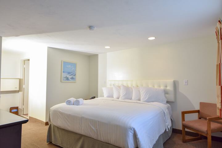 Room 40 of 69