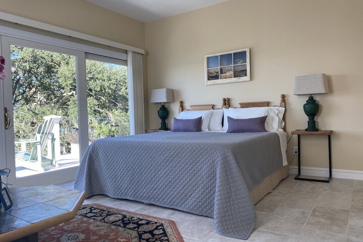 Room 15 of 49