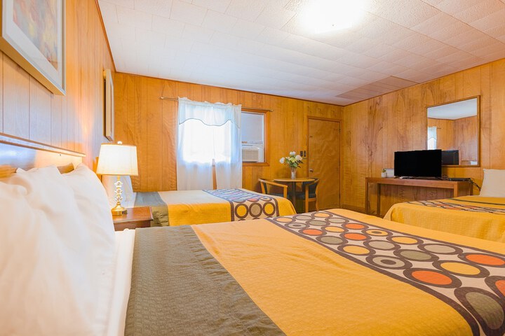 Room 48 of 62