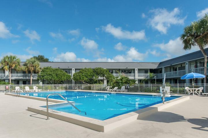 Quality Inn & Suites Brooksville I-75 / Dade City
