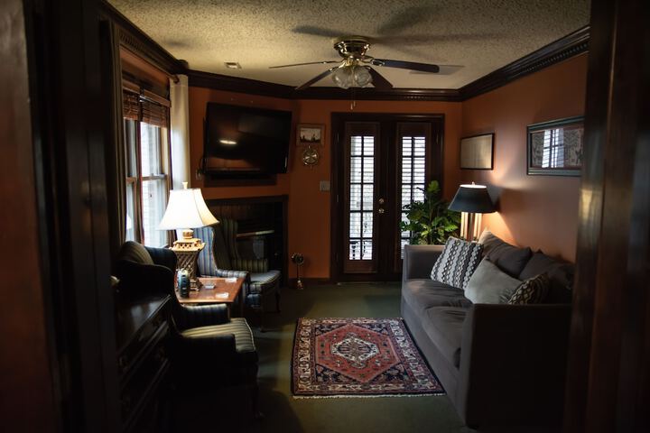 Room 19 of 35