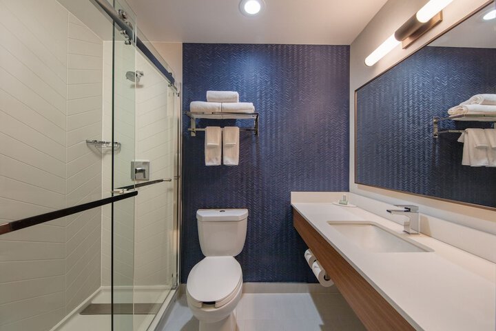 Room 21 of 27