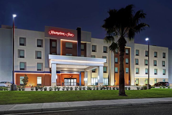 Hotel 2 of 39