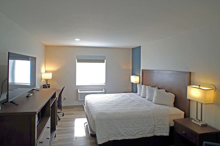 Room 52 of 77