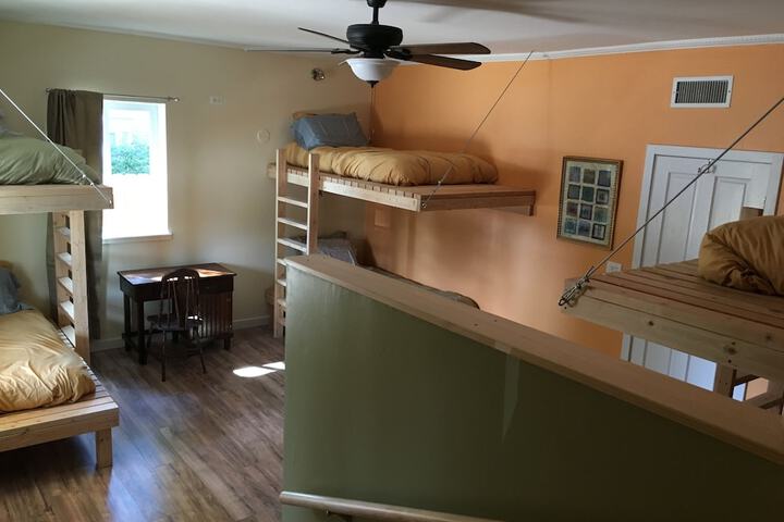 Mancos Inn
