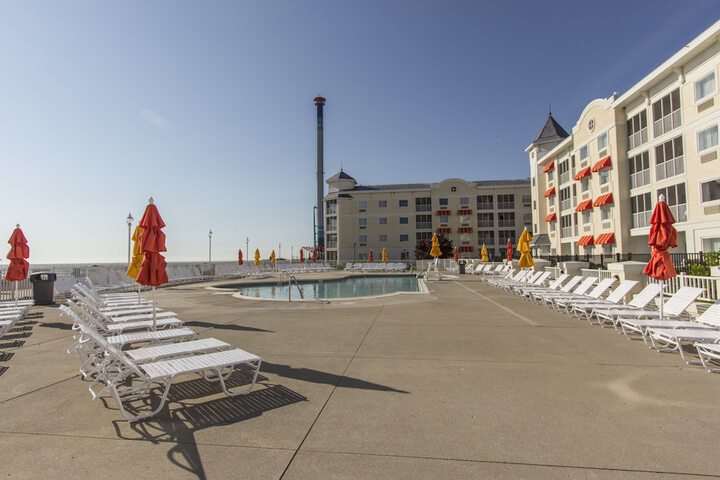 Cedar Points Hotel Breakers