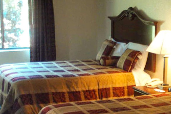 Room 21 of 33