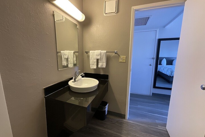 Motel 6 Ely NV