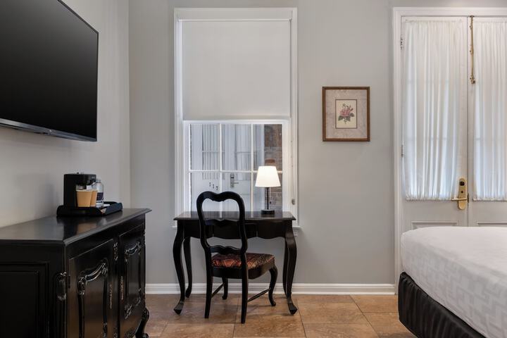 Room 19 of 28