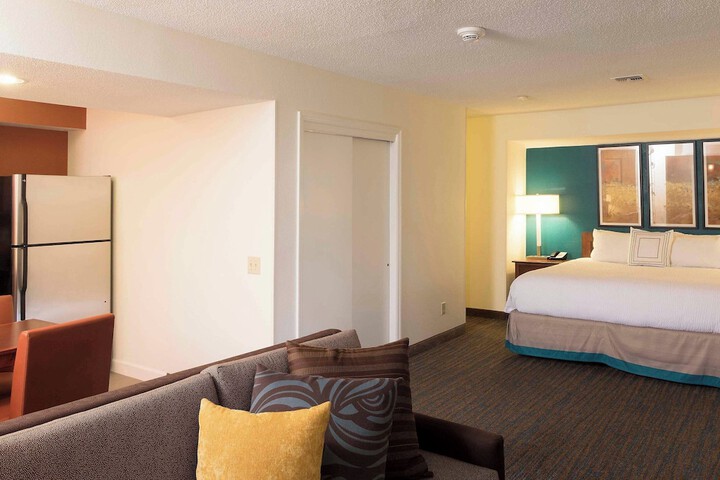 Room 18 of 30