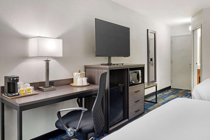 Best Western Mystic Hotel