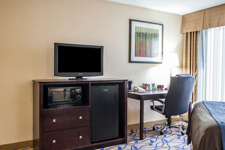 Room 20 of 39