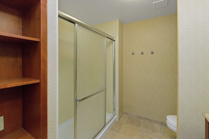 Room 29 of 57