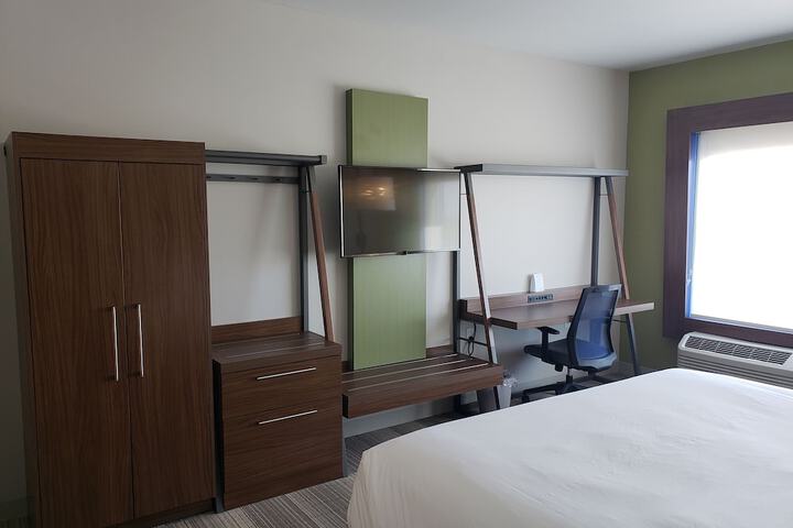 Holiday Inn Express & Suites Brigham City - North Utah by IHG