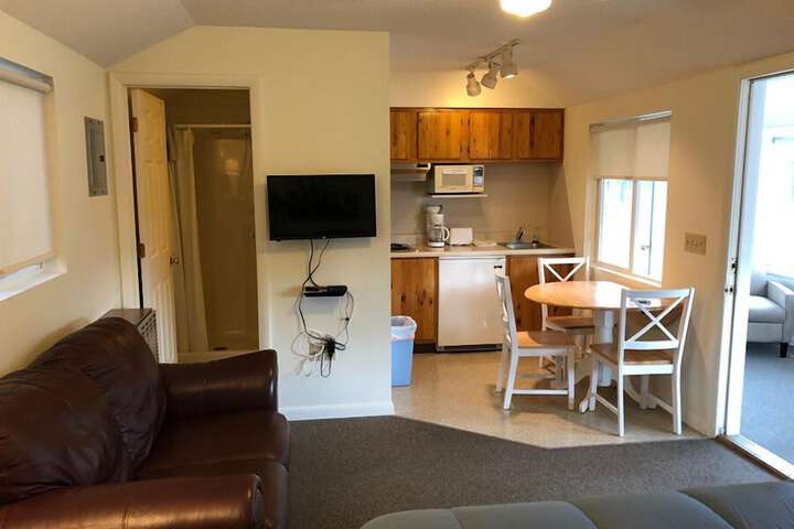 Room 16 of 123