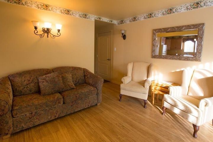 Room 42 of 72