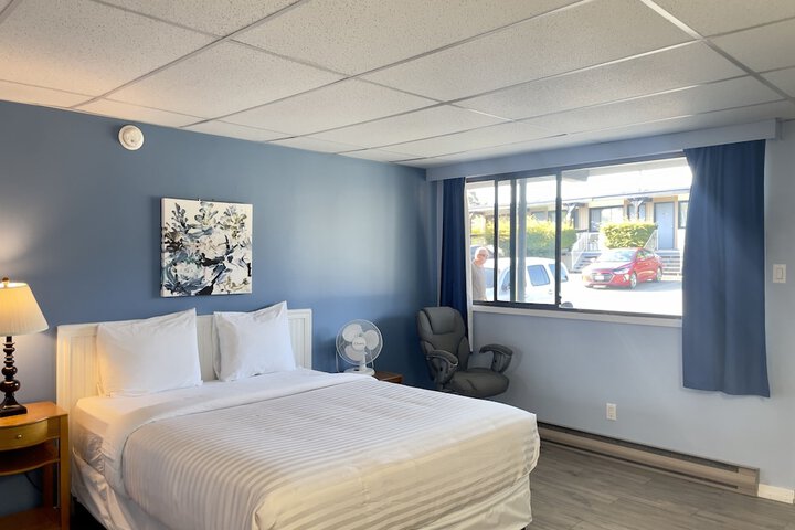 Room 10 of 21