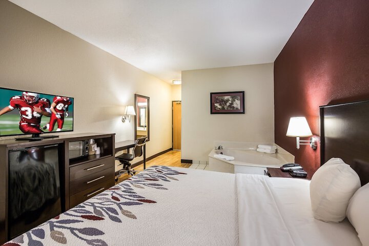 Red Roof Inn St. Louis - Troy IL