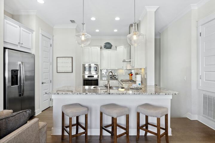 Prominence on 30A by Panhandle Getaways