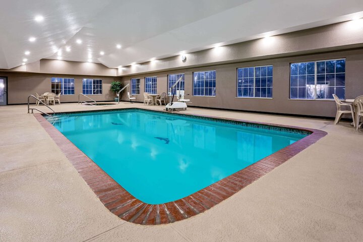Pool 5 of 31