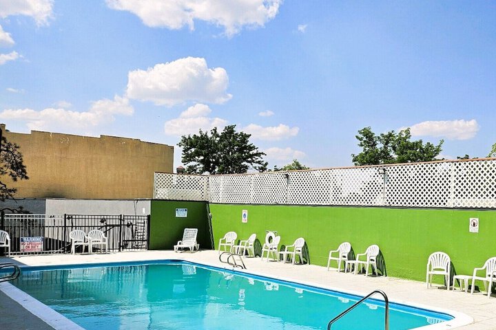 Pool 2 of 23
