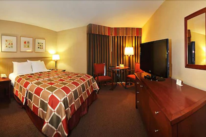 Room 11 of 29