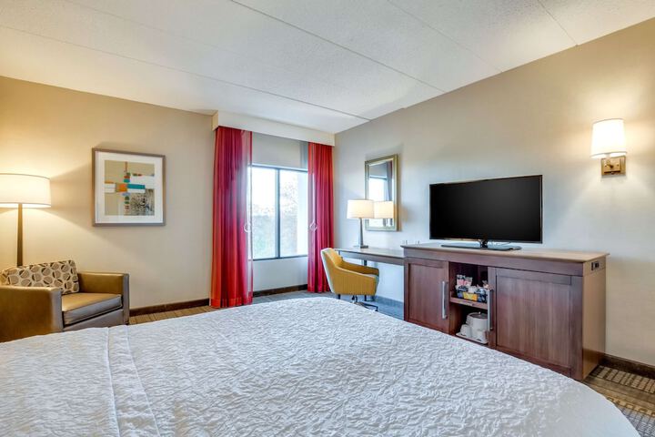 Hampton Inn Boston - Norwood
